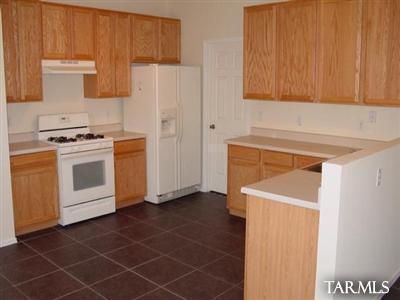 13665 E Oxmoor Valley Dr, Vail, AZ 85641 photo 2