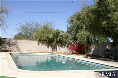 7301 E Kenyon Dr, Tucson, AZ 85710 photo 6