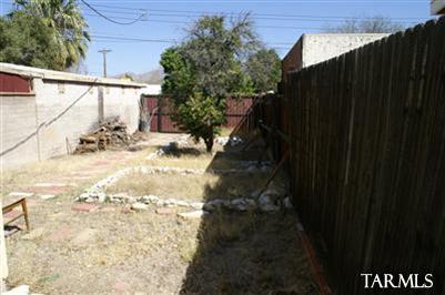 7301 E Kenyon Dr, Tucson, AZ 85710 photo 12