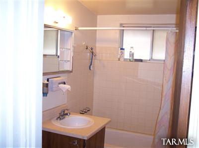 401 E Roger Rd, Tucson, AZ 85705 photo 9