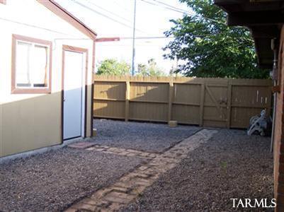 401 E Roger Rd, Tucson, AZ 85705 photo 11