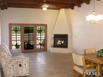 5395 E Francisco Loop, Tucson, AZ 85712 photo 4