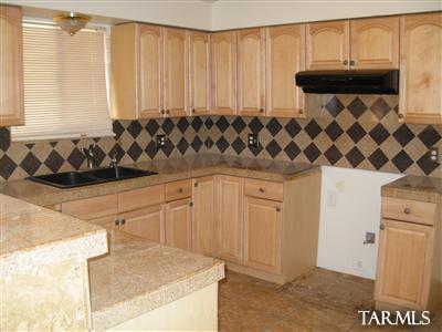 5860 N Mona Lisa Rd, Tucson, AZ 85741 photo 3