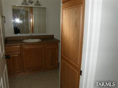 646 W Post Rd, Benson, AZ 85602 photo 7