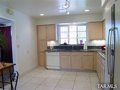 4252 E 4th St, Tucson, AZ 85711 photo 7