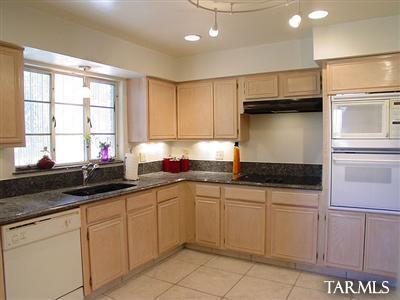 4252 E 4th St, Tucson, AZ 85711 photo 5