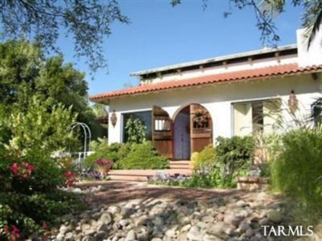 2025 E 5th St, Tucson, AZ 85719 photo 2