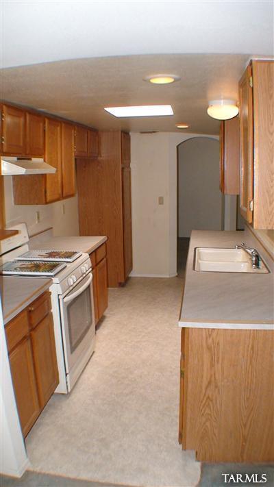 8220 E Oneida Pl, Tucson, AZ 85715 photo 7