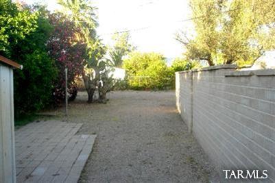 4357 E 13th Cir, Tucson, AZ 85711 photo 14