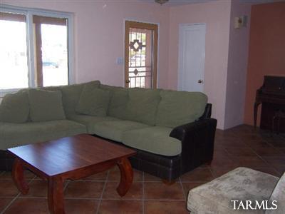 4357 E 13th Cir, Tucson, AZ 85711 photo 4