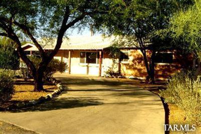 4357 E 13th Cir, Tucson, AZ 85711 photo 1
