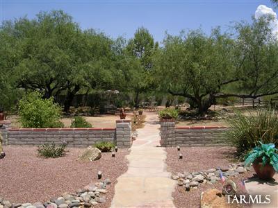 9447 E Walnut Tree Cir, Tucson, AZ 85749 photo 12
