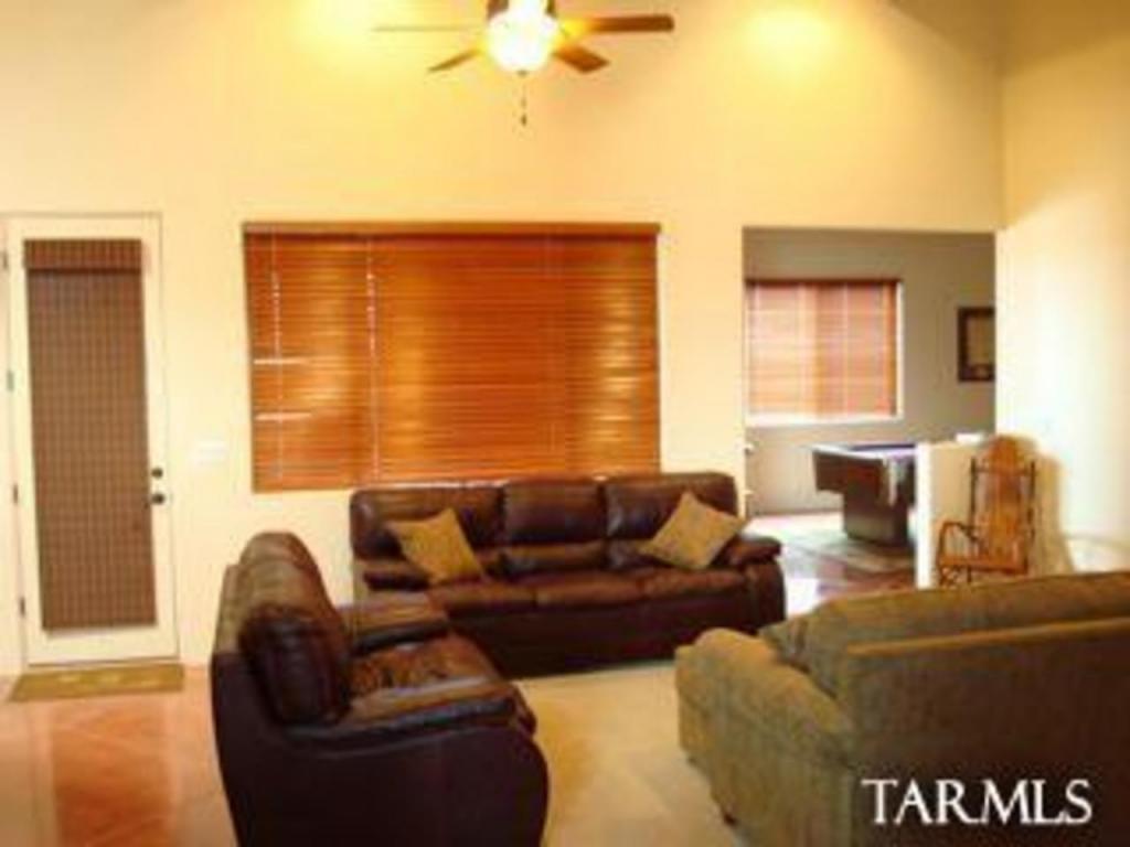 8995 S Lanai Ln, Vail, AZ 85641 photo 4