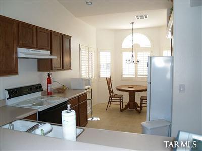 5174 E Circulo Las Cabanas, Tucson, AZ 85711 photo 4