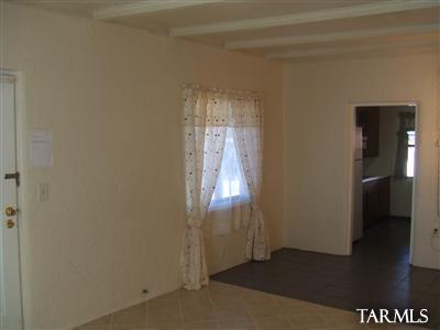 3927 E Montecito St, Tucson, AZ 85711 photo 3