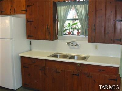 3927 E Montecito St, Tucson, AZ 85711 photo 4