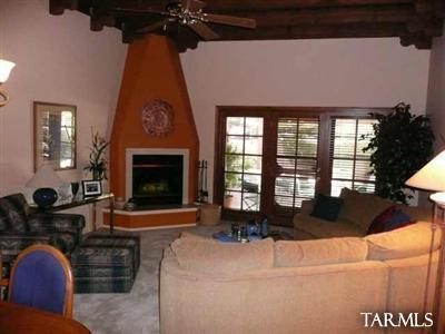 5408 E Francisco Loop, Tucson, AZ 85712 photo 2