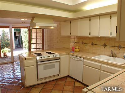 130 N Brown Ave, Tucson, AZ 85710 photo 6