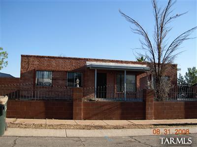 2942 W Camino Bueno, Tucson, AZ 85746 photo 2