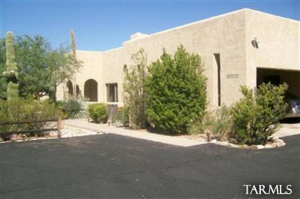 8121 E Rawhide Trl, Tucson, AZ 85750 photo 1