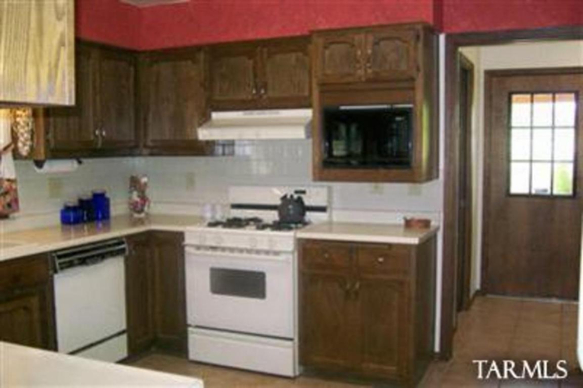 8121 E Rawhide Trl, Tucson, AZ 85750 photo 11