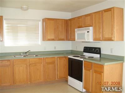 6420 S Buckaroo Loop S, Tucson, AZ 85757 photo 4