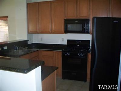 2092 W Cave Cotton Loop, Benson, AZ 85602 photo 1