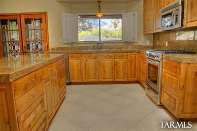 8231 E Cholla Dr, Tucson, AZ 85750 photo 5