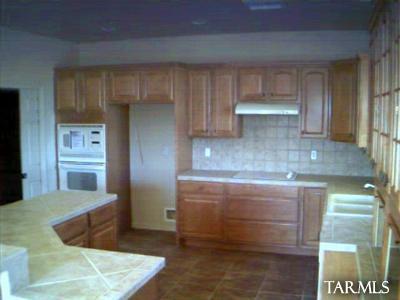 240 N Sharon Rd, Vail, AZ 85641 photo 2