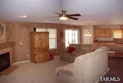 10872 S Raptor Ct, Vail, AZ 85641 photo 3