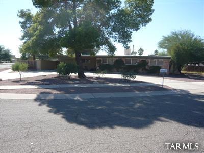 310 E Bromley, Tucson, AZ 85704 photo 1