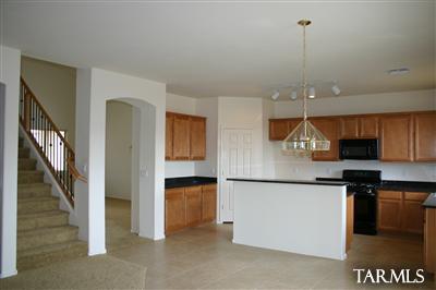 10634 S Varner Dr, Vail, AZ 85641 photo 3