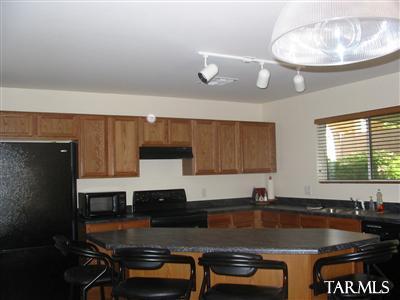 4160 E Babbling Brook Dr, Tucson, AZ 85712 photo 2