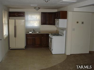 413 E Jacinto St, Tucson, AZ 85705 photo 4
