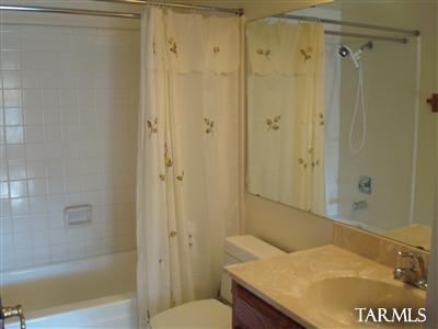 7501 E La Cienega Dr, Tucson, AZ 85715 photo 8