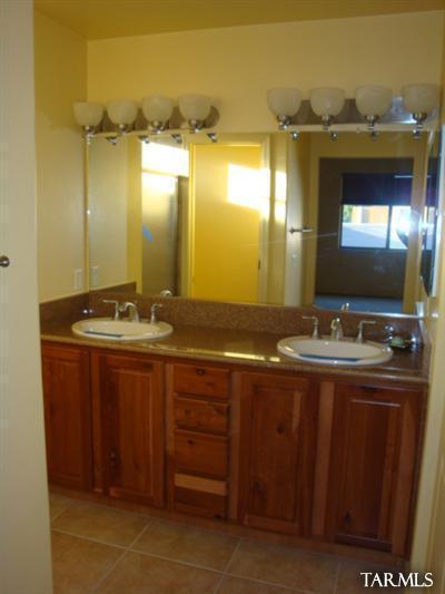 240 E Spring Sky St, Tucson, AZ 85737 photo 7