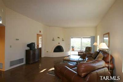 300 E Desert Tree Dr, Tucson, AZ 85704 photo 5