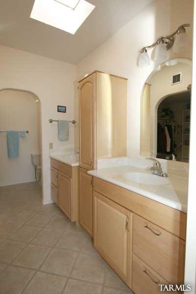 300 E Desert Tree Dr, Tucson, AZ 85704 photo 12