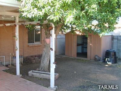 7631 E Toronto St, Tucson, AZ 85730 photo 2