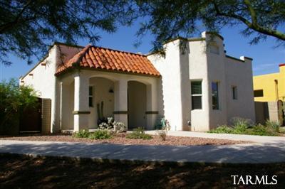 455 E Codd St, Tucson, AZ 85701 photo 2
