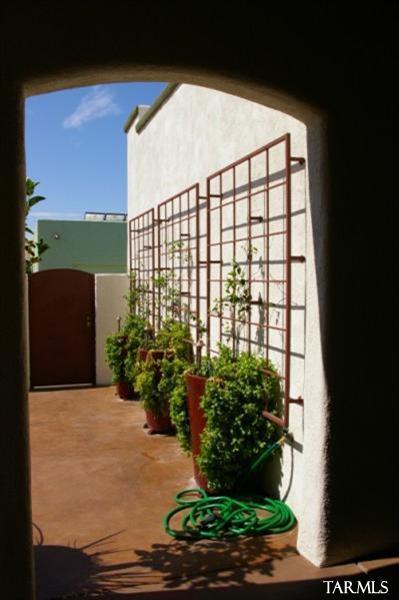 455 E Codd St, Tucson, AZ 85701 photo 18