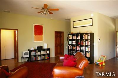 455 E Codd St, Tucson, AZ 85701 photo 5