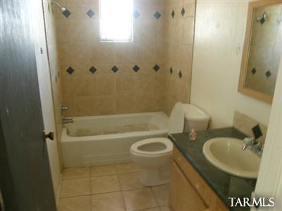 4541 E 29th St, Tucson, AZ 85711 photo 4