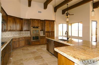 8441 S Triangle R Ranch Pl, Vail, AZ 85641 photo 4
