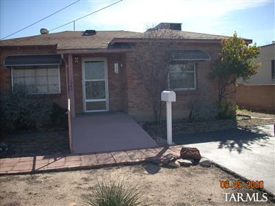 1340 E Roger Rd, Tucson, AZ 85719 photo 1