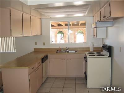 9432 E 29th St, Tucson, AZ 85710 photo 5
