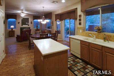4192 N Sunset Cliff Dr, Tucson, AZ 85750 photo 7