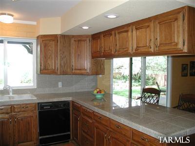 11670 E Snyder Rd, Tucson, AZ 85749 photo 6