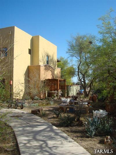 96 E Limberlost Dr #103, Tucson, AZ 85705 photo 2