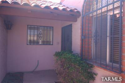 4202 E Allison Rd, Tucson, AZ 85712 photo 2